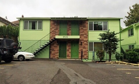 Apartments Near UP PM-9 SE 13th for University of Portland Students in Portland, OR