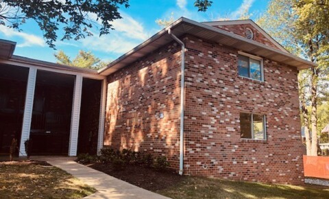 Apartments Near Annapolis Fairwinds. Renovated and Updated. Spacious 2 bed 2 bath ground level condo in Annapolis!  for Annapolis Students in Annapolis, MD