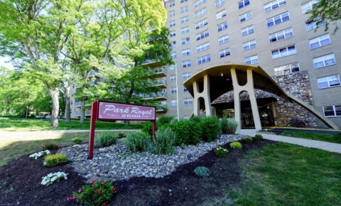Apartments Near Sacred Heart Park Royal for Sacred Heart University Students in Fairfield, CT