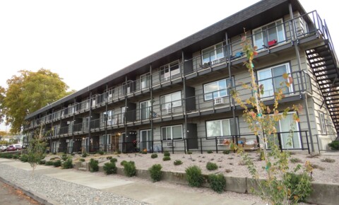 Apartments Near Columbia Gorge Community College The Courtcrest Apartments for Columbia Gorge Community College Students in The Dalles, OR