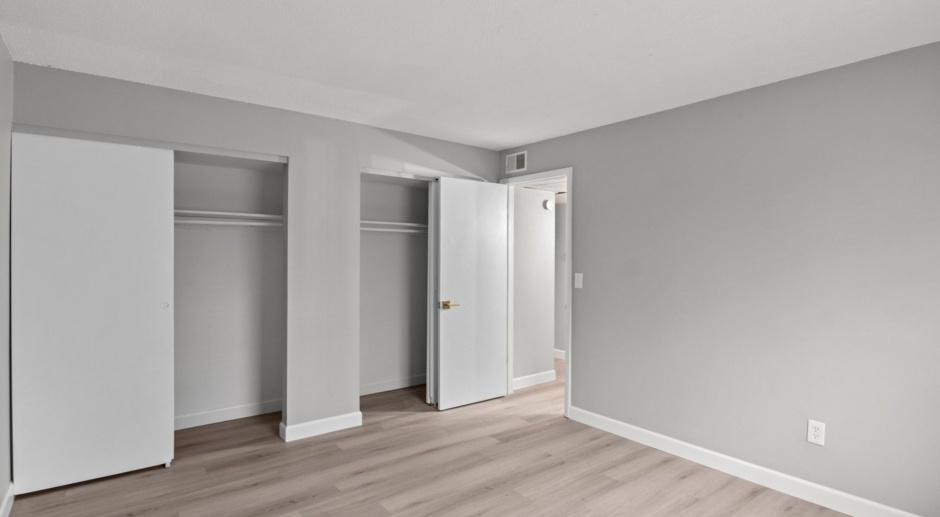 Kenwood: Newly Renovated One Bedroom One Bath Available for rent!