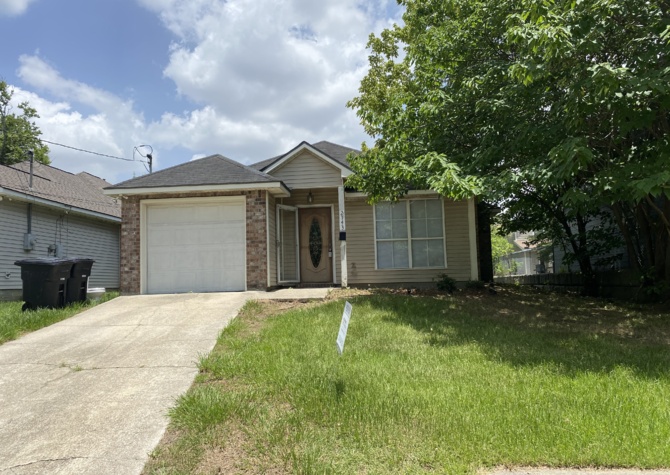 Houses Near 3br/2ba for rent!