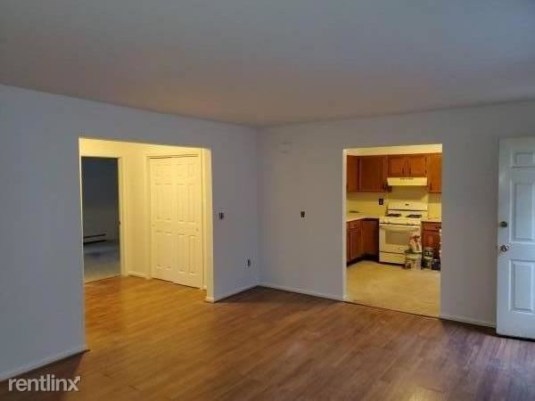 Large 3 Bedroom Apartment on Ground Floor of Private Home - Located In Bronxville