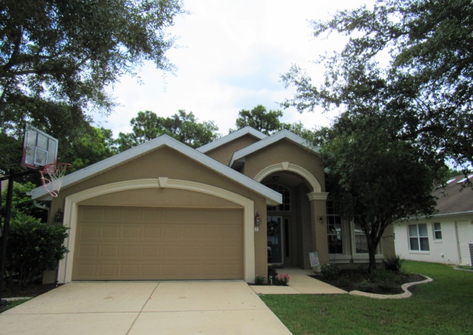 Houses Near PELICAN BAY - 3 bed, 2 bath, pet-friendly with community pool