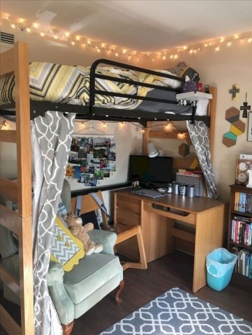 DORM STYLE HOUSING FOR GUYS!! INCLUDES MEALS, TRANSPORTATION AND MORE!!