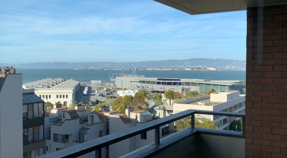 Panoramic Views~ Video~ Huge 2,100 Sq Ft, 2 Bed+Den/Office, 2.5 Baths , Washer/Dryer In-Unit, Parking, 2 Balconies, 