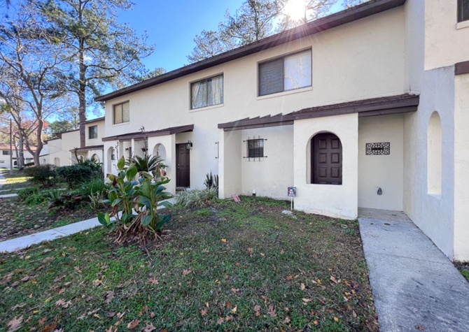 Houses Near Pet Friendly 2BR/2.5BA Townhouse in Casablanca East - available NOW! 