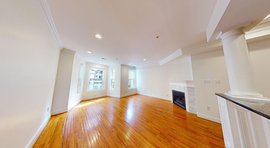 AMAZING Location 2 Bedroom/2 Bathroom W/Off Street Parking, 10 Foot Ceilings, & Much More! 