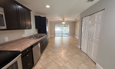 Apartments Near Belleview MOVE IN SPECIAL -$400 OFF for Belleview Students in Belleview, FL