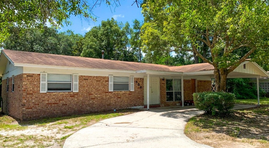 3/2 House Near UF - Available mid-July 2024!
