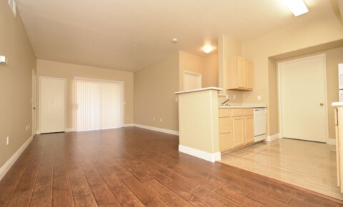 Apartments Near Nevada Lovely 2 Bed, 2 Bath Condo At South gate! for Nevada Students in , NV