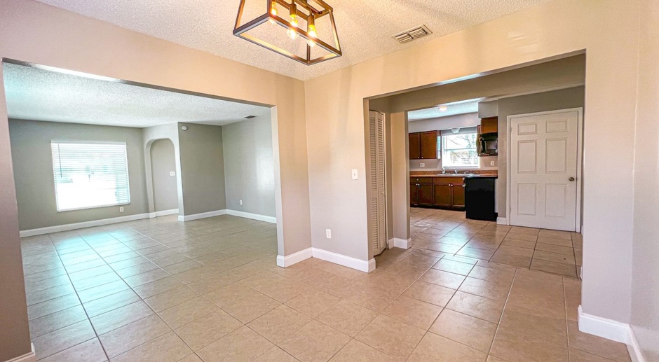 Charming Family Home in Lakeland