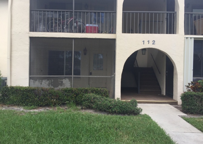 Houses Near Spacious 2 bedroom in a 55+ community