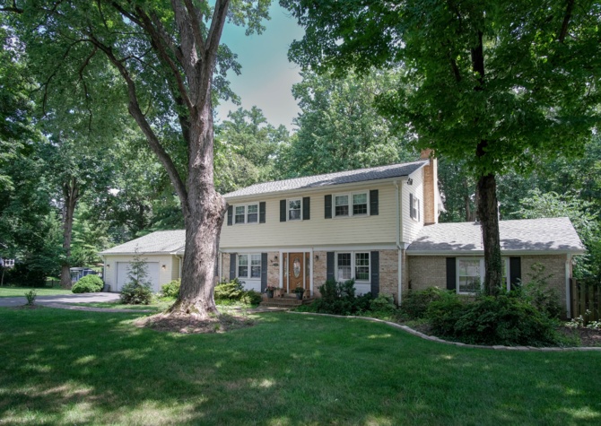 Houses Near Beautiful 4 BR Colonial in Valewood Manor