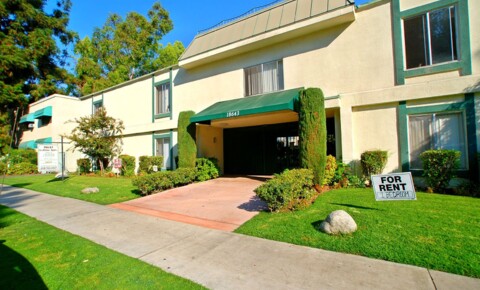 Apartments Near Pepperdine CLN - Collins Apts. for Pepperdine University Students in Malibu, CA
