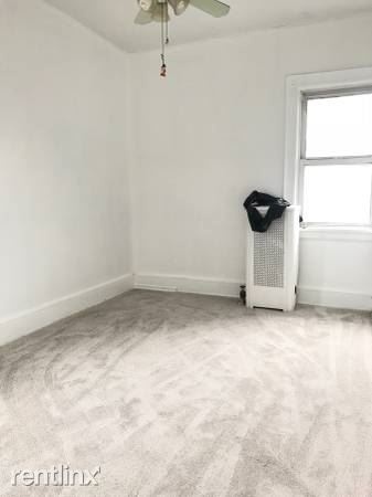 Spacious 2 Bedroom Apartment Located in Walk-up Building - H/HW Included - Tuckahoe