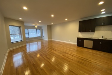 FREE RENT! Newly renovated 5 bed/3.5 bath DUPLEX 2000+ SF!!