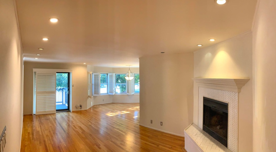 UPDATED BRIGHT Castro/Upper Market 1550 sq/ft 2BR/2BA 3 blocks from Castro AVAILABLE NOW