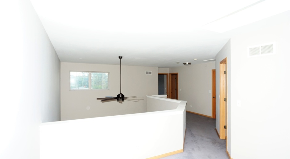 Updated 2 Bedroom with huge loft. 2 car garage, Large Corner Unit
