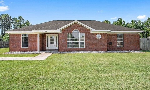 Houses Near South Alabama Special Saraland Family Home For You for University of South Alabama Students in Mobile, AL