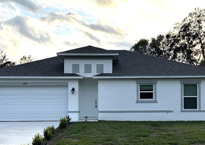 Houses Near $1,000 OFF 1ST MONTHS RENT! Brand New 4/2 Home in North Port 