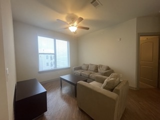 2 Beds available in 2 Bed-2 Bath Summer Sublease at Northpoint Crossing