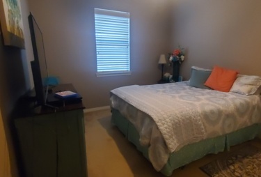 Furnished Home in Quiet Pearland Neighborhood 