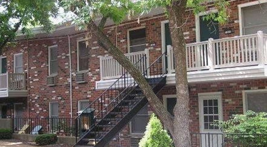 Laclede Forest Apartments	
