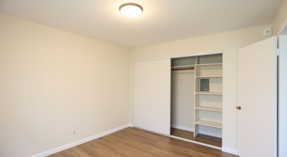 OPEN HOUSE:  Thursday (4/4) 6:00pm-6:20pm.  Newly remodeled, second floor 1BR/1BA in Noe Valley, Parking available for an add'l fee (158 Duncan Street #2)