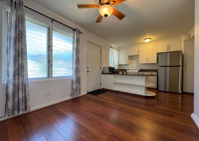 Apartments Near Perfect blend of comfort and accessibility - 1 Bed 1 Bath 1 Parking