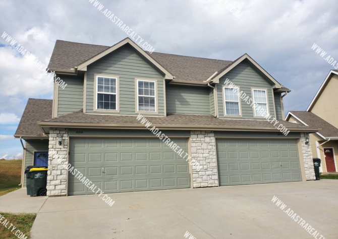 Houses Near Beautiful and Spacious Basehor Townhome-Available NOW!!