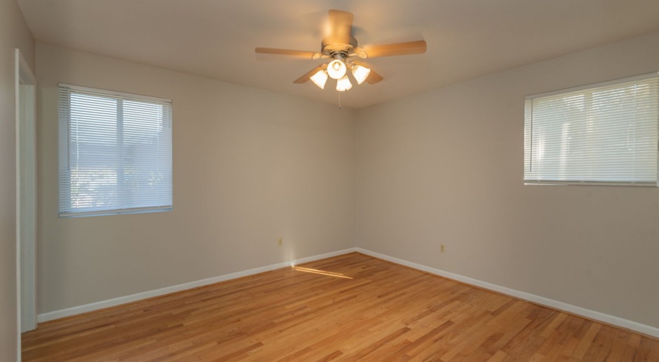 MOVE IN SPECIAL - $300 OFF YOUR 2ND MONTH- BRICK RANCH HOUSE located in South Augusta