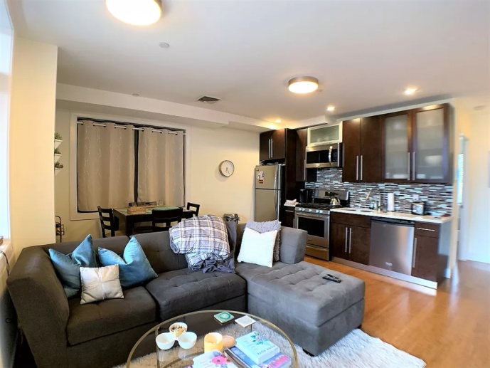 Awesome,  Apartment minutes walk from UCSF!