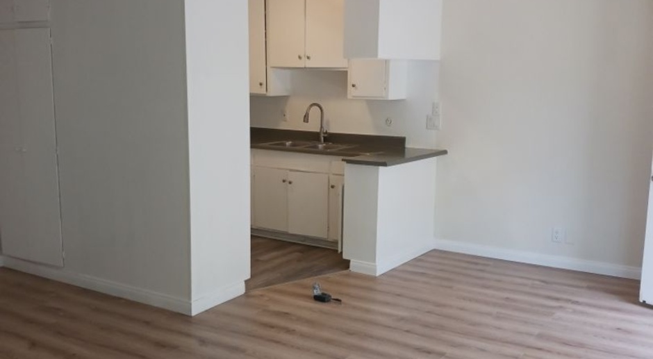 2 bed 1 Bath Available Now