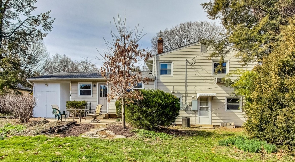 Fantastic in Frederick! Spacious 4 level Split -- 4 beds + 1 Full and 2 half baths