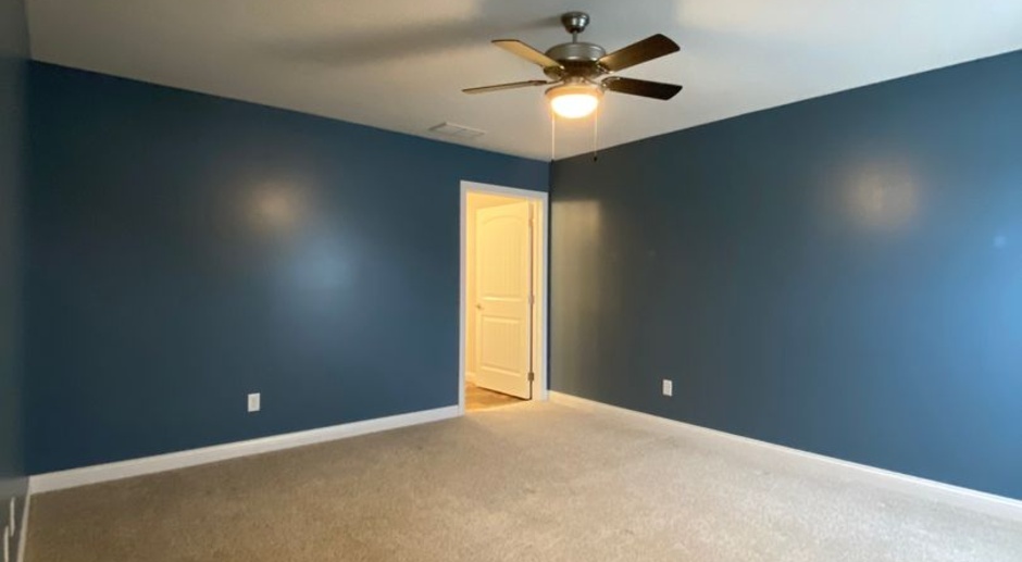 3 Bedroom Home in Warsaw - Must See! $200 Off First Months Rent!