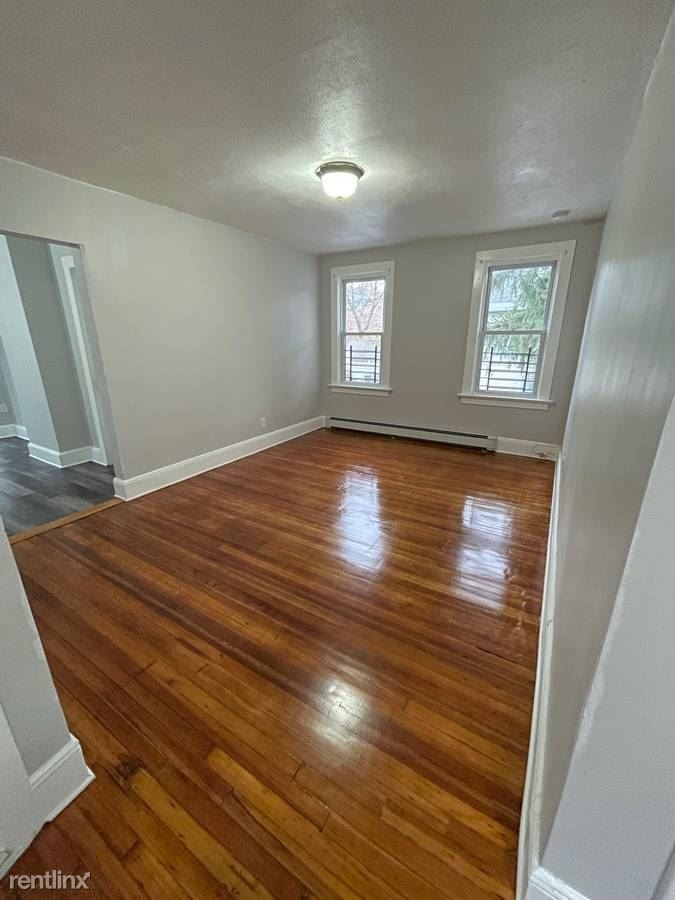 Spacious 4 Bedroom, 1 Bathroom Apartment On 2nd Floor Of Private Home - Located In Yonkers