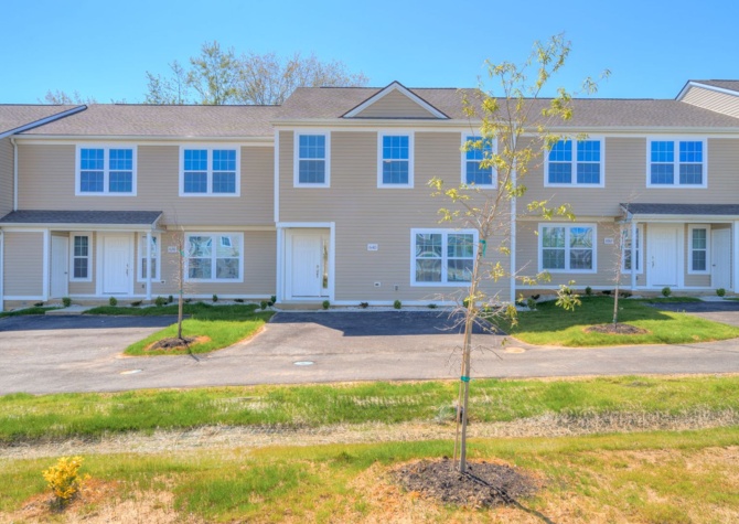 Houses Near 1370 Providence Blvd | 3 Bed 3.5 Bath Townhome | August 16th