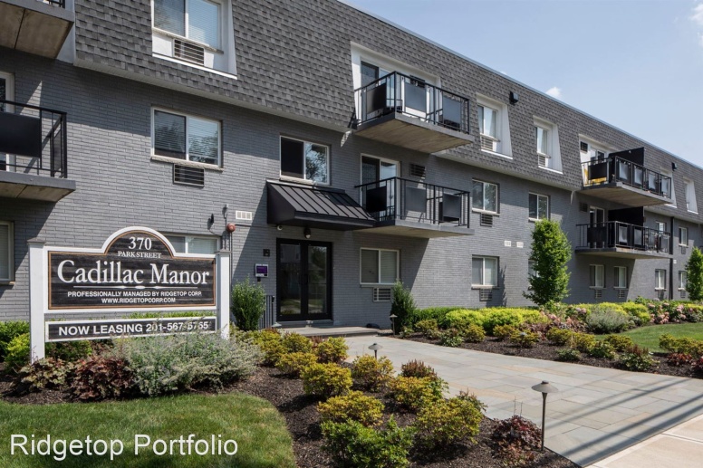 Cadillac Manor: In-Unit Laundry, Heat, Hot & Cold Water Included, Cat & Dog Friendly, and On-Site Storage