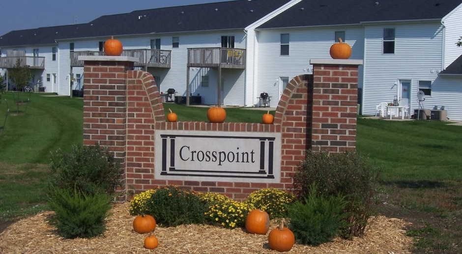 Crosspoint (3967-3975 Amelia Ave.)