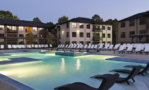 Apartments Near Ole Miss Hub At Oxford HSRE for University of Mississippi Students in Oxford, MS