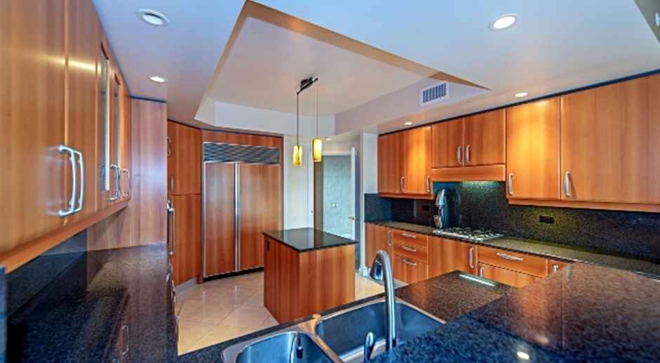 Exquisite Furnished Condo with Strip Views