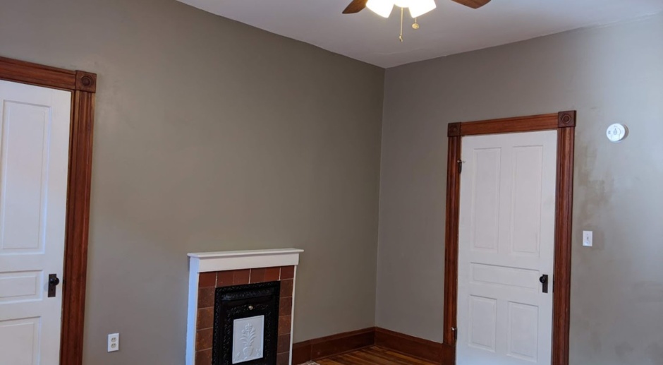 Gorgeous Completely Renovated 3 bd townhouse in Wallace Woods