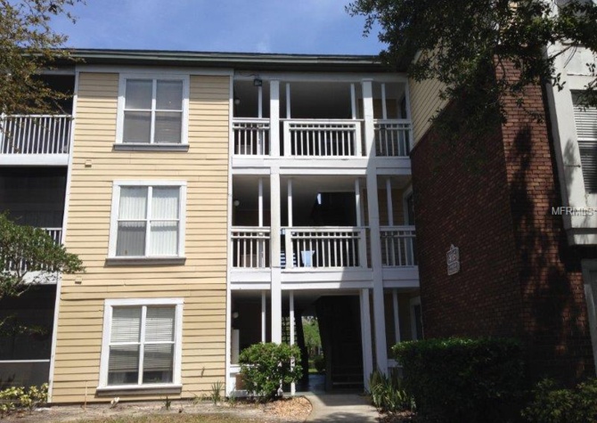 Houses Near The Landings 3rd Floor - 1 bed/1 bath condo! $1400mo, Plus $40 for water/$1400 Deposit