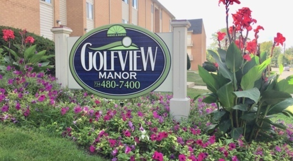 Golfview Manor