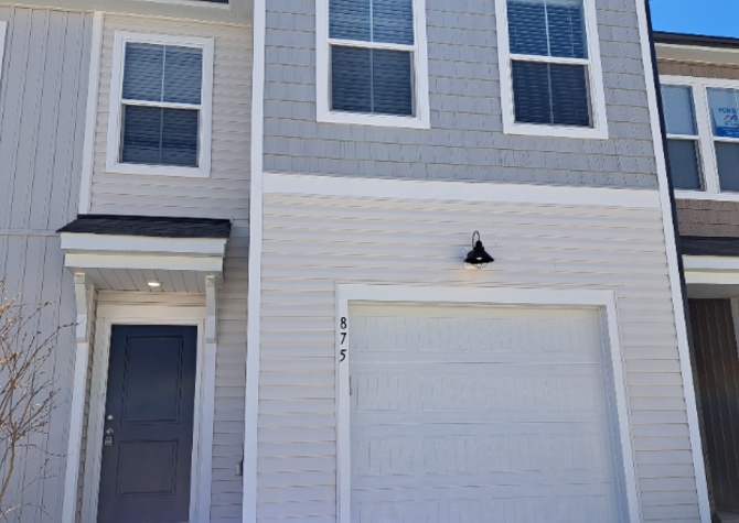 Houses Near $500 off the first Months Rent! NEWLY Built townhome w/ BLINDS & Stainless Appliances! Available Now
