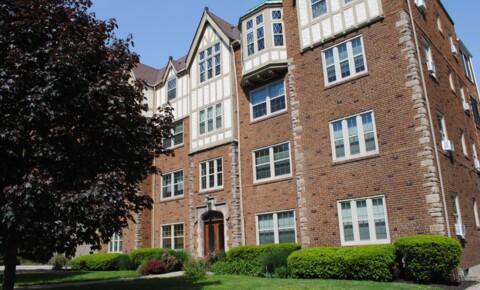 Apartments Near University of Cincinnati 2558 Madison for University of Cincinnati Students in Cincinnati, OH