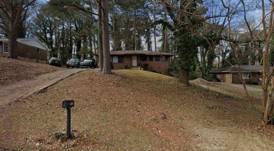 BEAUTIFUL 3br/2ba NEW RENOVATION IN STONE MOUNTAIN!!!! Ready for Immediate Occupancy!!!