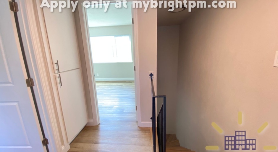 Recently Renovated 2 Bedroom 1 Bath, Two-Level Apartment-Great Midtown location!