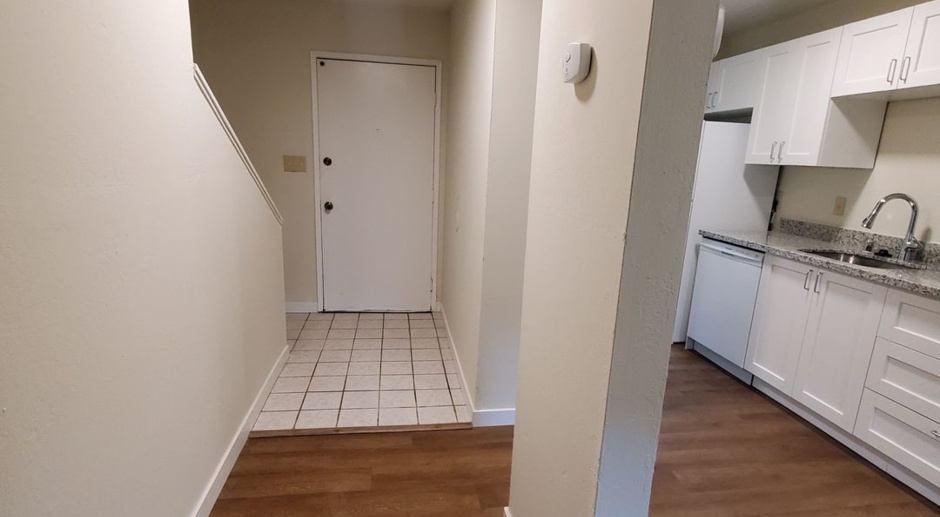 Remodeled 2bd/1ba 2 Story Condo Near Heart of Downtown Livermore